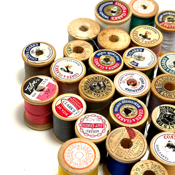 Vintage Thread On Wooden Spools Lot Of 30 - Picture 3 of 11